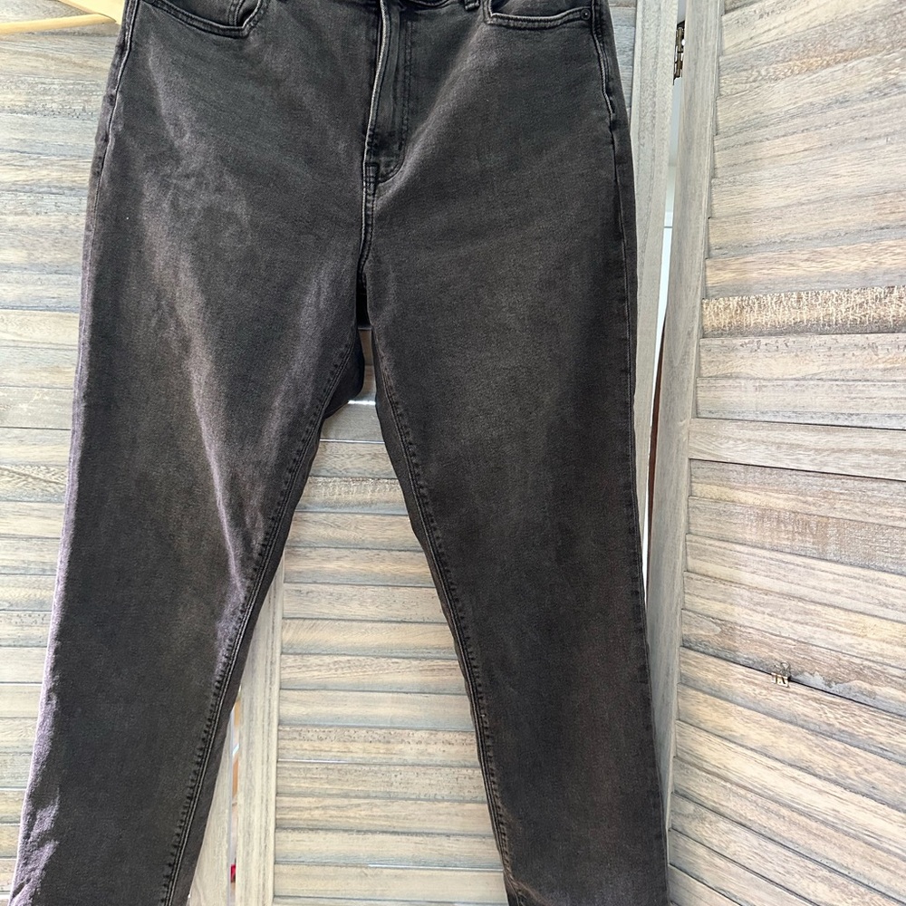 High Rise Mom Jean Bundle (3 pairs!!) - Picture 9 of 12
